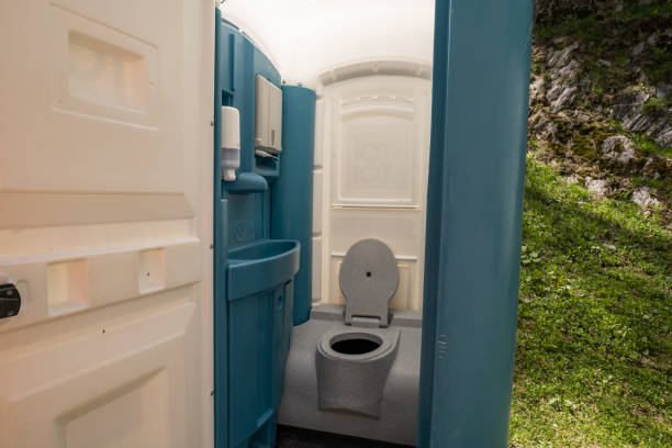 Professional Portable Potty Rental in Oakmont, PA